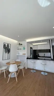 Plano de C-10 Vegueta Apartment - Private Rooftop Pool