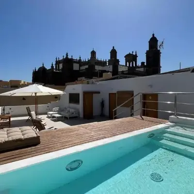 C-10 Vegueta Apartment - Private Rooftop Pool