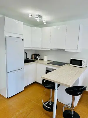 Una cocina o zona de cocina en AMADORES BEACH VIEW APARTMENT