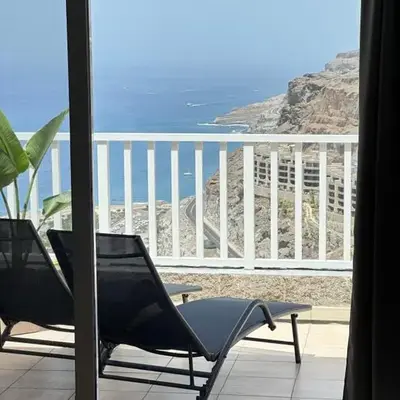 AMADORES BEACH VIEW APARTMENT