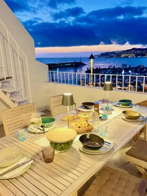 Comida en o cerca de este apartamento