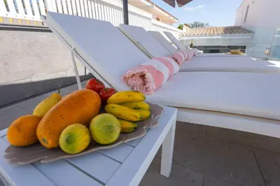 Comida en o cerca de esta villa