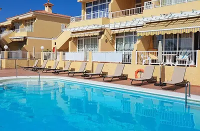 Piscina en o cerca de Mikleinermann