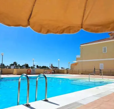 Piscina en o cerca de Mikleinermann