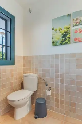 Un baño de Residencial Las Candelarias 35