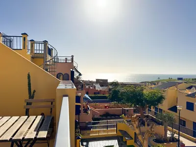 Vista general del mar o vista desde la villa