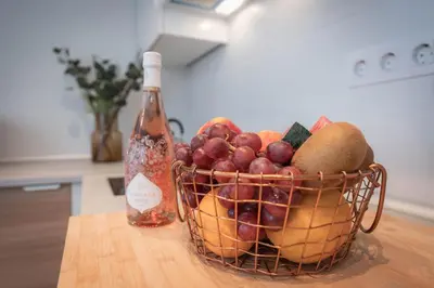 Comida en o cerca de este apartamento