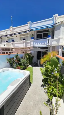 Piscina en o cerca de BeachClub Mediterran Garden