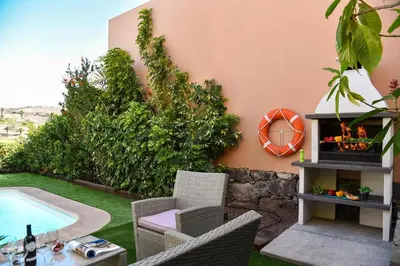 Piscina en o cerca de Birdie 13 by VillaGranCanaria
