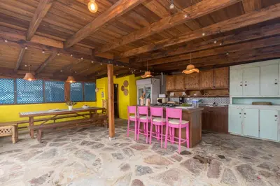 Una cocina o zona de cocina en Villa Montaña Negra I