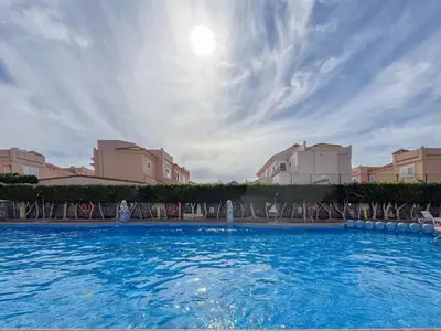 Piscina en o cerca de Floral Home - Large Private Terrace with Pool