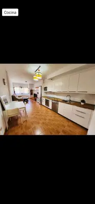 Una cocina o zona de cocina en V.V. familiar
