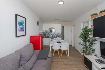 Una cocina o zona de cocina en GuestReady - Balcon de Amadores 610