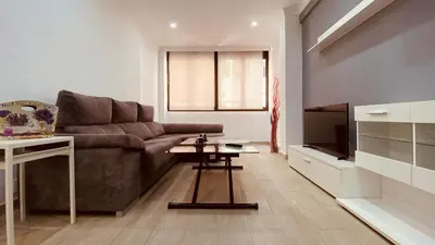 Una televisión o centro de entretenimiento en Click&Guest - Las Canteras Rose