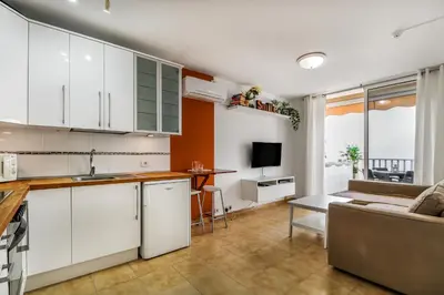 Una cocina o zona de cocina en Bright Amadores Seaview Apartment