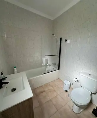Un baño de Villa mariola