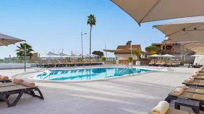 Piscina en o cerca de XQ Vistamar