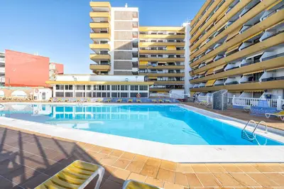 Piscina en o cerca de Sun4two Gran Canaria Apartment FKK close Yumbo