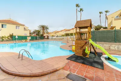 Piscina en o cerca de Ponderosa II