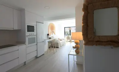 Una cocina o zona de cocina en Relax Las Canteras Isleta