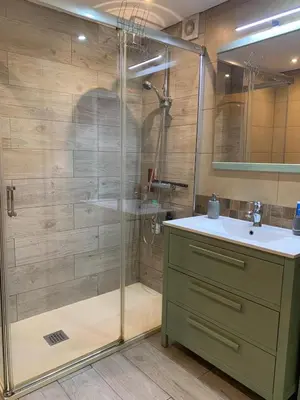 Un baño de las rosaledas 23