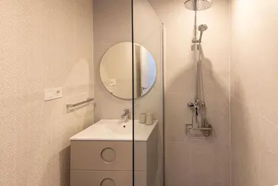 Un baño de La Grand Suite las Canteras ll