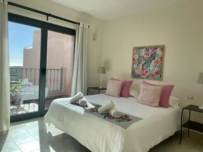 Cama o camas de una habitación en Villa 1 in Salobre Golf with private pool and great views