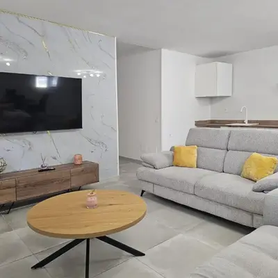 Vencejo & Citrina Houses - Peaceful Nature Stays Just Minutes from the City