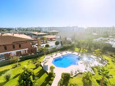 Piscina en o cerca de Bohemian Holiday Home Next to Yumbo