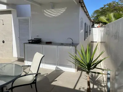 Un balcón o terraza de Villa Cecilia, Maspalomas (Nuevo a estrenar)