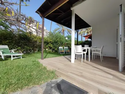 Jardín al aire libre en Relax bungalow with parking