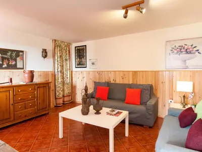 Zona de estar de Rural Village Salobre by VillaGranCanaria