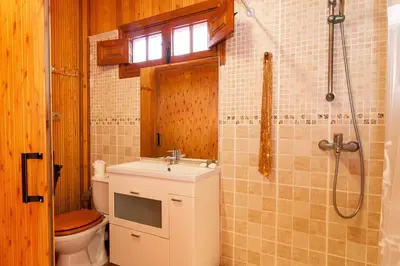 Un baño de Rural Village Salobre by VillaGranCanaria