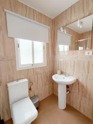Un baño de Pozo Wave Properties