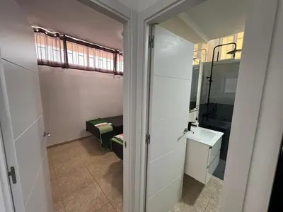 Un baño de Barbados Playa del Ingles Apartamento