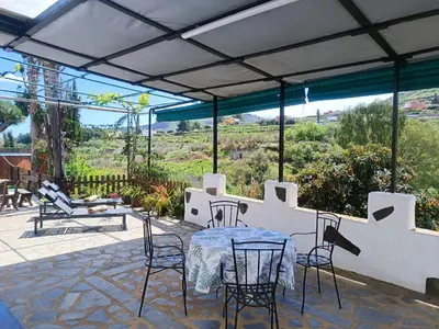 Un balcón o terraza de La Morisca