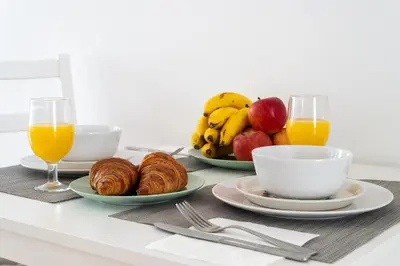 Comida en o cerca de este apartamento