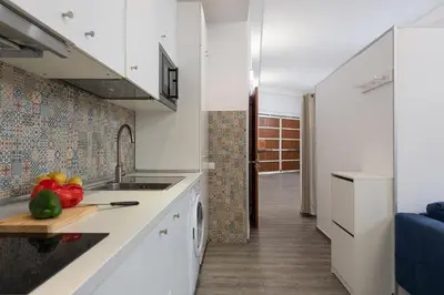 Una cocina o zona de cocina en Car-Loft next to Arucas Cathedral