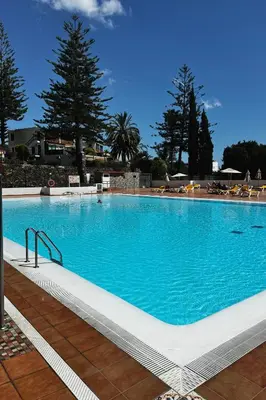 Piscina en o cerca de Lovely Apartment in San Agustín: Steps Away from Playa Del Inglés and Maspalomas!