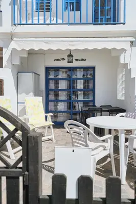 Zona de estar de Delightful Bungalow Playmar: Comfort and Convenience in Maspalomas, Steps Away from Shopping Centers and Beaches