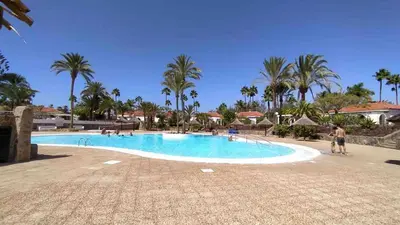 Piscina en o cerca de Calm & Gardens in Bungalow Parque Golf, Maspalomas