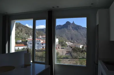 Vista general de una montaña o vista desde el apartamento