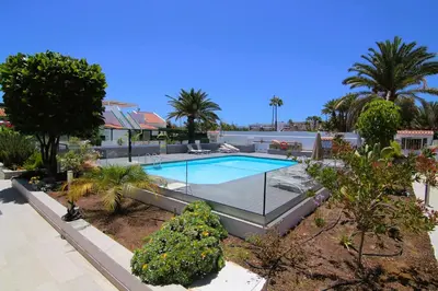 Piscina en o cerca de Residencial Begoña, bungalow recién reformado