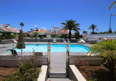 Piscina en o cerca de Residencial Begoña, bungalow recién reformado