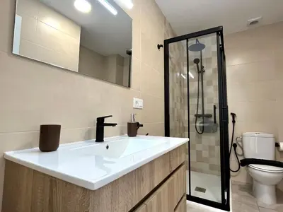 Un baño de Lovely apartment near the sea in Arguineguín