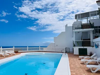 Piscina en o cerca de Corona Amarilla Ocean View by Alquiler de Súeño