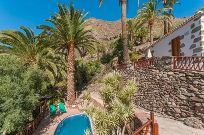 Piscina en o cerca de Casa con piscina en San Bartolome