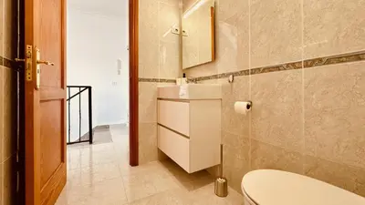 Un baño de Click & Guest -Terrace with Sea and Mountain Views