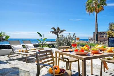 Comida en o cerca de este apartamento
