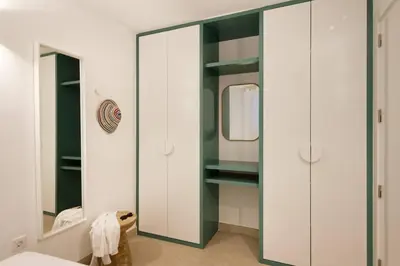 Cama o camas de una habitación en Amapola Waves - recién reformado, frente a la playa